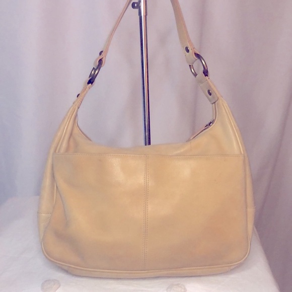 WILSONS LEATHER tan shoulder hand bag. Bronze hardware. Zipper closure on top. - Picture 5 of 15